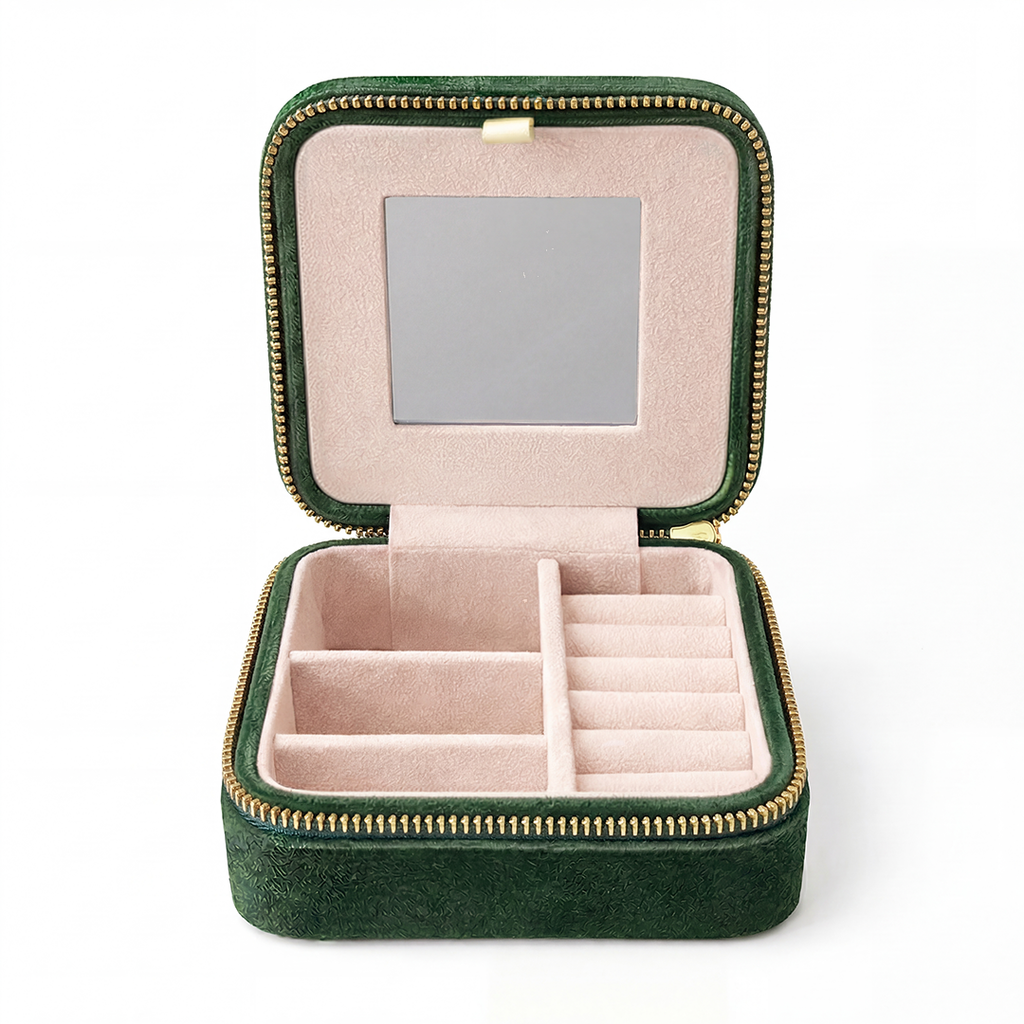 Travel Jewelry Case Irsienne