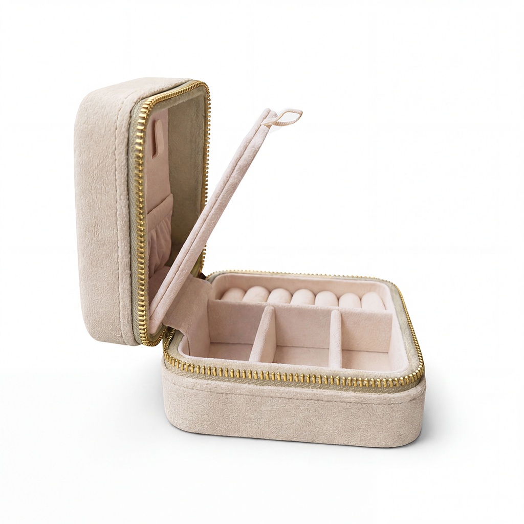 Travel Jewelry Case Irsienne